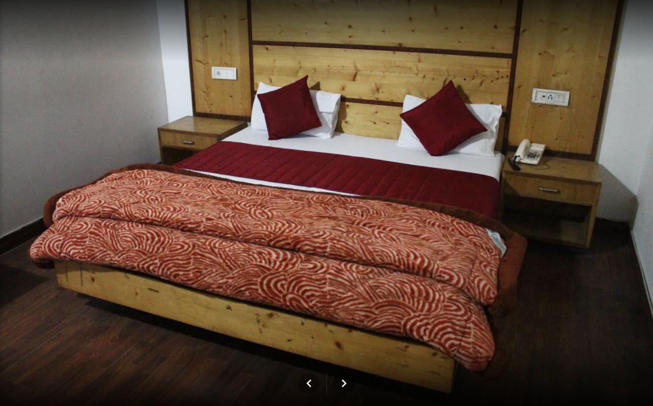 אמריצר Oyo 16415 Hotel Kishore International מראה חיצוני תמונה
